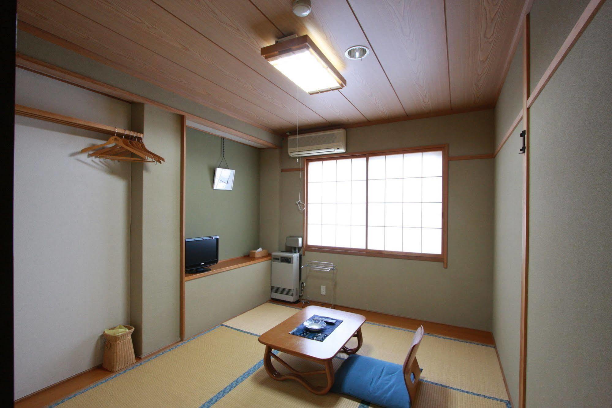 Nozawa Onsen Azegamikan Esterno foto